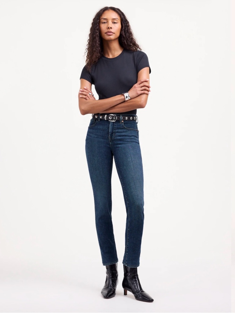 Madewell High-Rise Slim Straight Jeans in Dark Blue